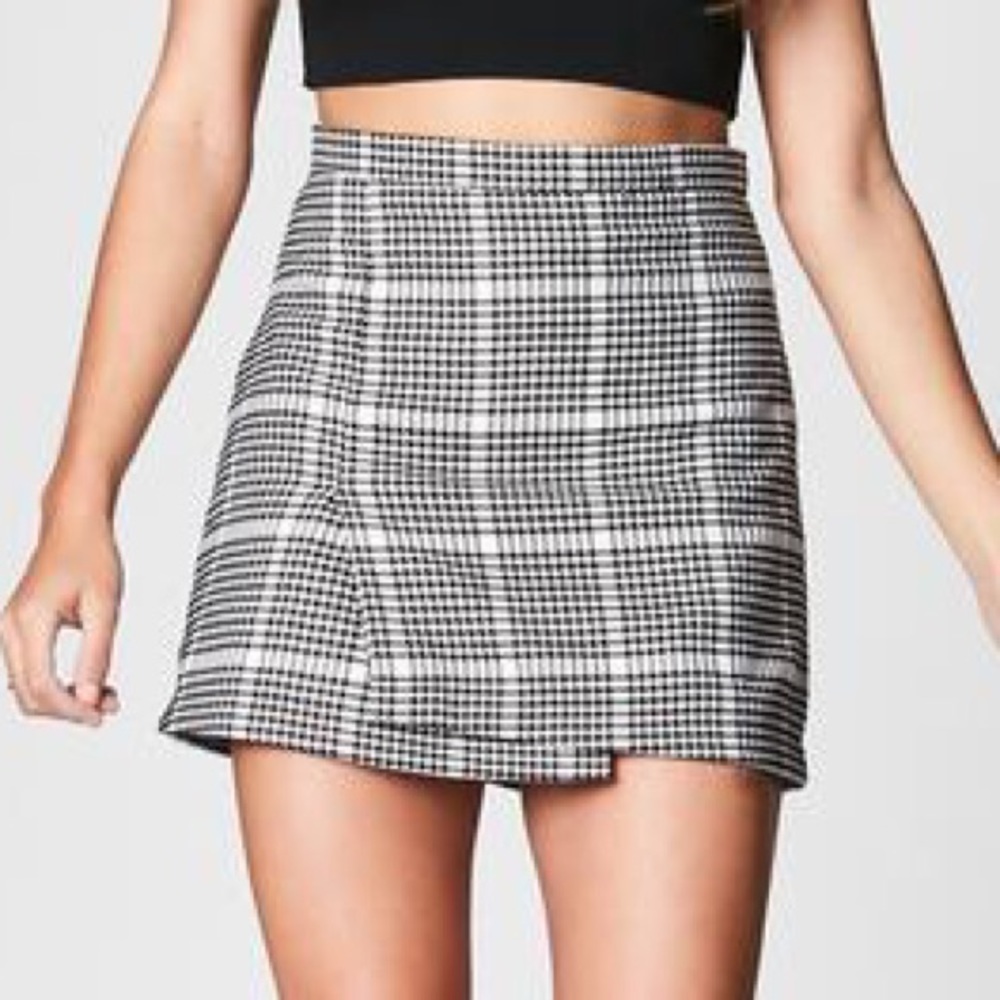 NWT LF Stores Asymmetrical Mini Skirt